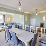 Host & - Swift View Apartment *